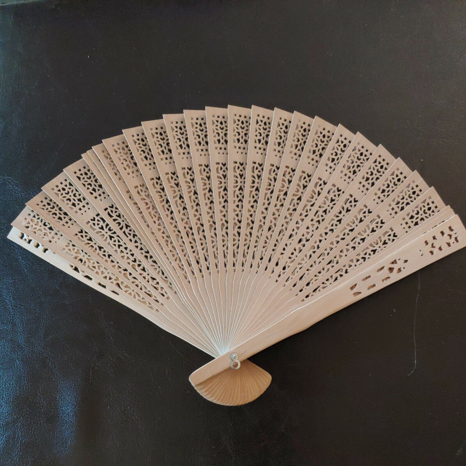 Wood Hand Fan Chinese Sandalwood Style Bridal Party Favor Wedding Gifts Decor