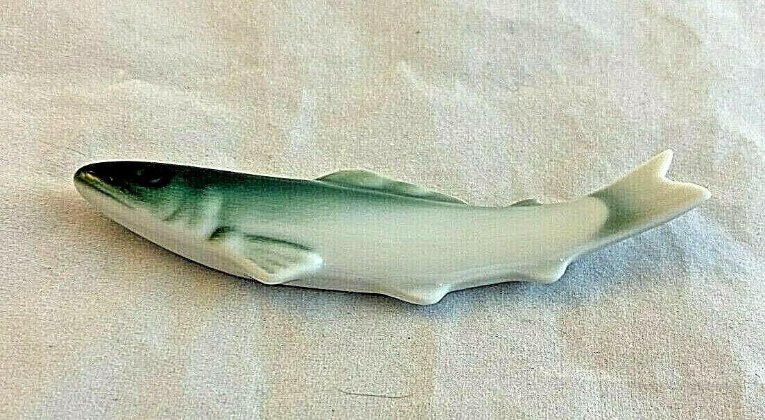 Inagiku Tempura Porcelain Fish Chopstick Rest