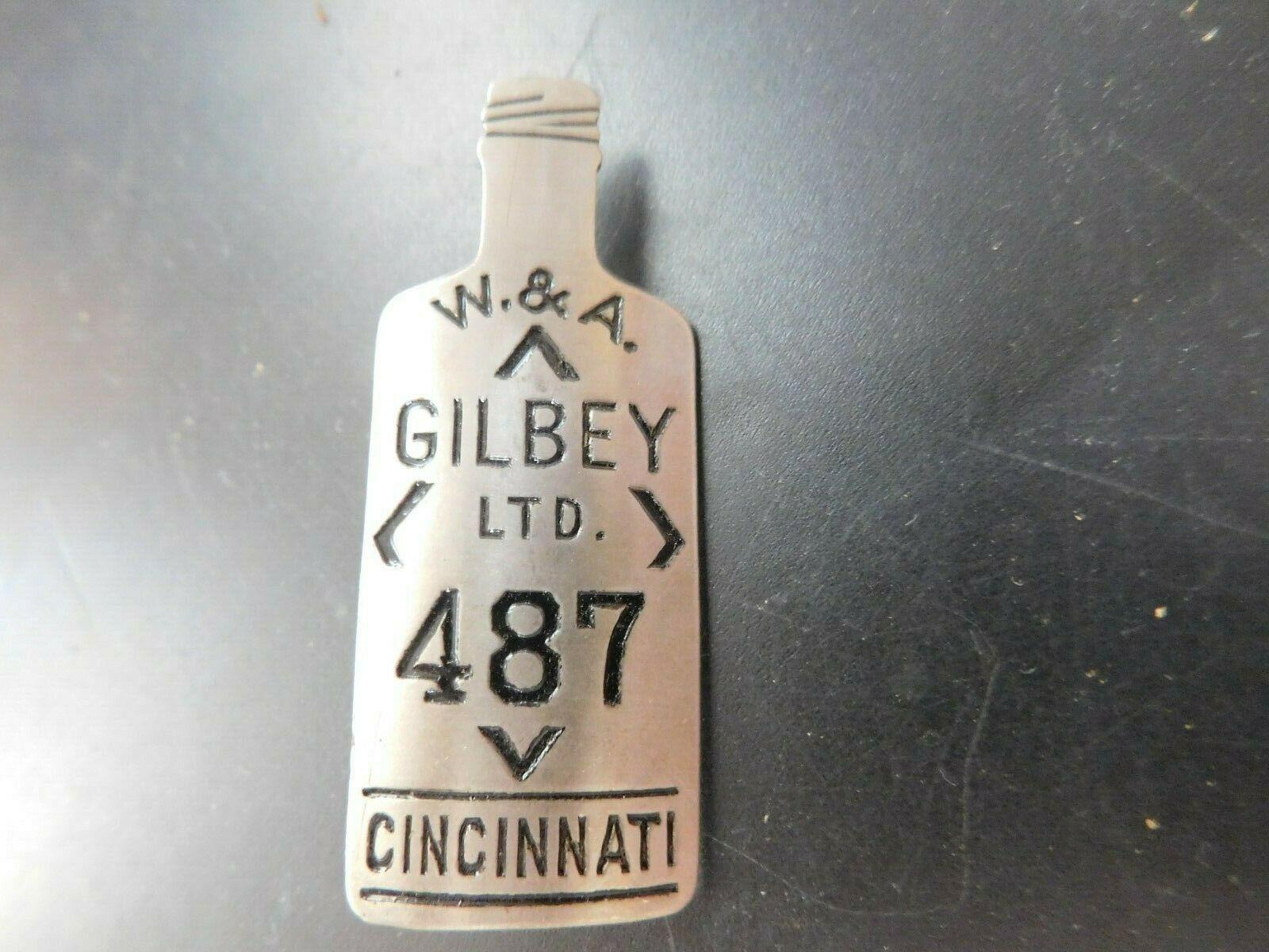 Vintage 1930's W&a Gilbey Ltd Distillery Employee Badge No.487 Cincinnati Ohio